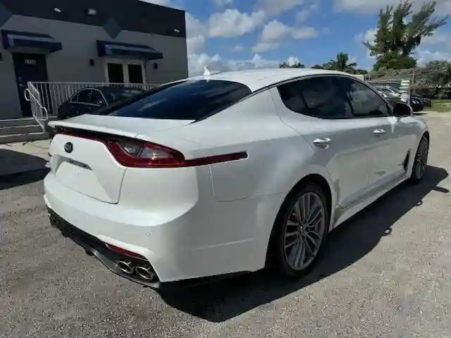 KNAE15LAXJ6032888 2018 KIA STINGER-2