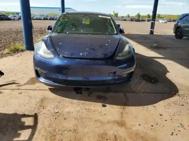 5YJ3E1EA0JF044752 2018 TESLA MODEL 3-4