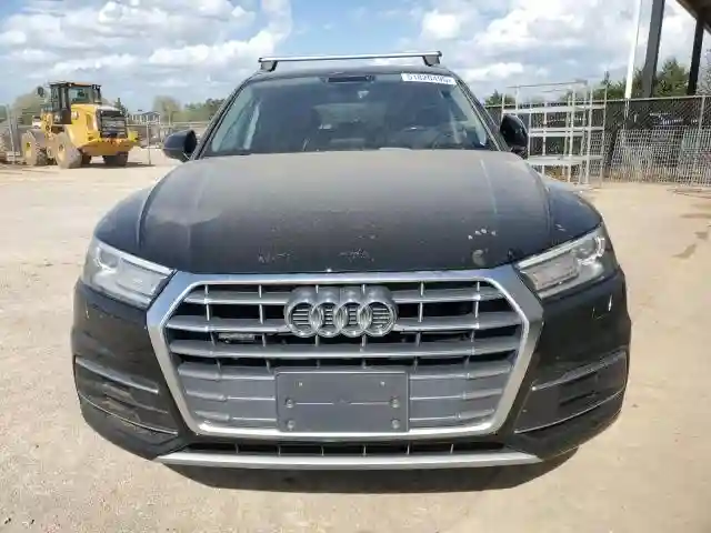WA1ANAFY6J2080574 2018 AUDI Q5-4