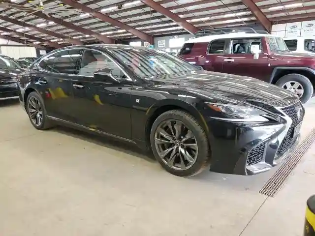 JTHC51FF8J5004543 2018 LEXUS LS500-3