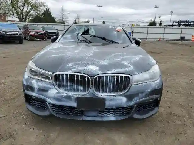 WBA7F2C56HG421947 2017 BMW 7 SERIES-4