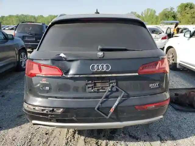 WA1BNAFY6J2231630 2018 AUDI Q5-5
