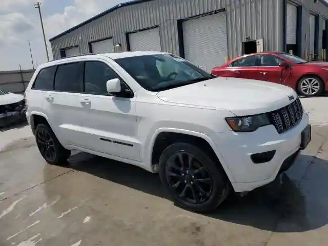 1C4RJFAG5HC929596 2017 JEEP GRAND CHEROKEE-3