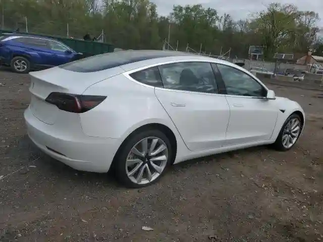 5YJ3E1EAXJF165000 2018 TESLA MODEL 3-2