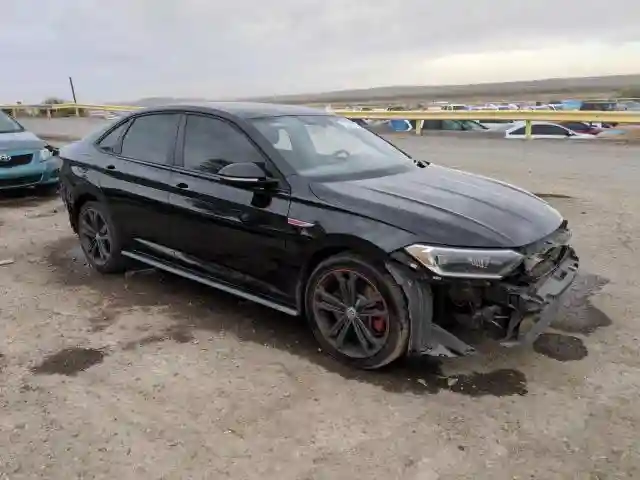 3VW6T7BU7KM177605 2019 VOLKSWAGEN JETTA-3