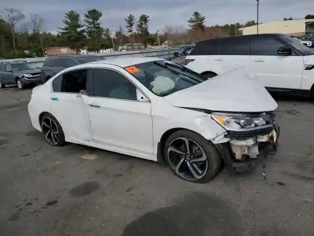 1HGCR2F51GA032558 2016 HONDA ACCORD-3