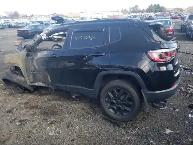 3C4NJDAB2LT167526 2020 JEEP COMPASS-1