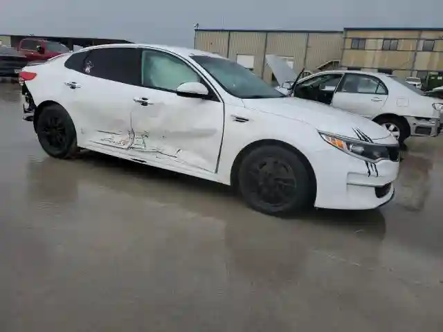 5XXGT4L39GG020386 2016 KIA OPTIMA-3