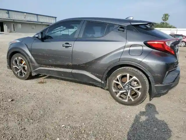 NMTKHMBX7KR091916 2019 TOYOTA C-HR-1