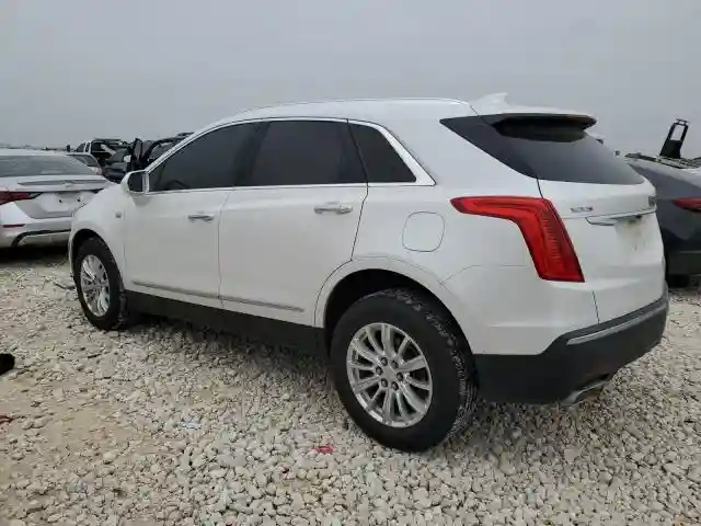1GYKNARS0HZ314818 2017 CADILLAC XT5-1