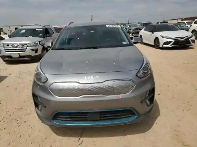 KNDCC3LG6N5133726 2022 KIA NIRO S-4