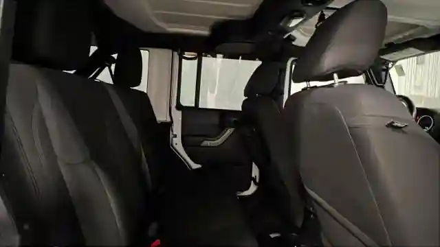 1C4HJWDG0GL258859 2016 JEEP WRANGLER-5