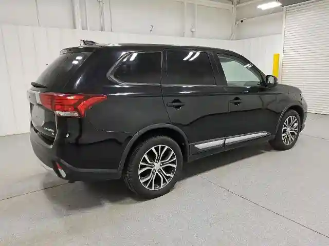 JA4AZ3A34JZ063906 2018 MITSUBISHI OUTLANDER-2