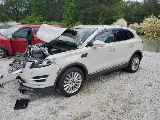 5LMCJ1C9XKUL02149 2019 LINCOLN MKZ-0