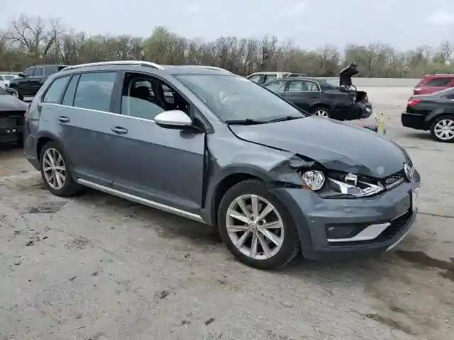 3VWH17AU3HM530771 2017 VOLKSWAGEN GOLF-3