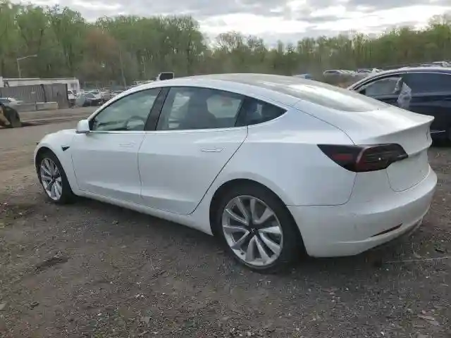 5YJ3E1EAXJF165000 2018 TESLA MODEL 3-1