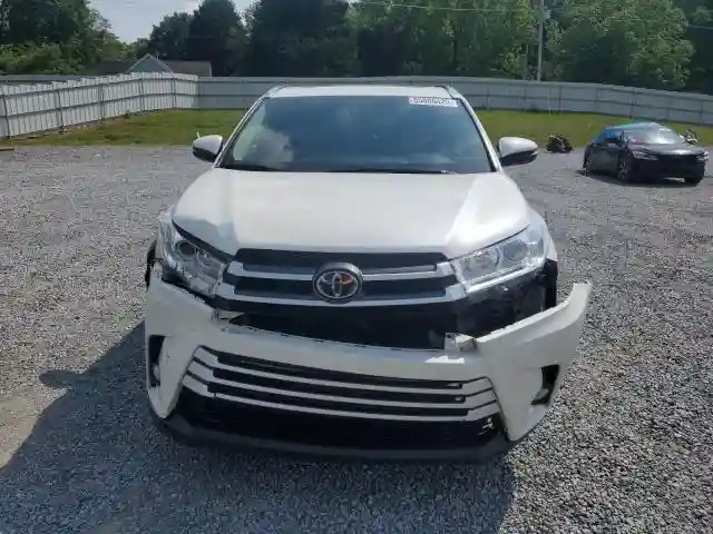 5TDJZRFH6HS362094 2017 TOYOTA HIGHLANDER-4