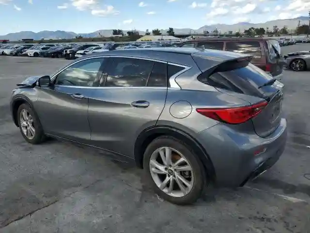 SJKCH5CP2HA032690 2017 INFINITI QX30-1