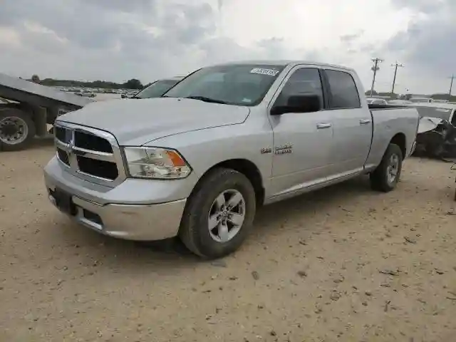 1C6RR6TT7JS118842 2018 RAM 1500-0