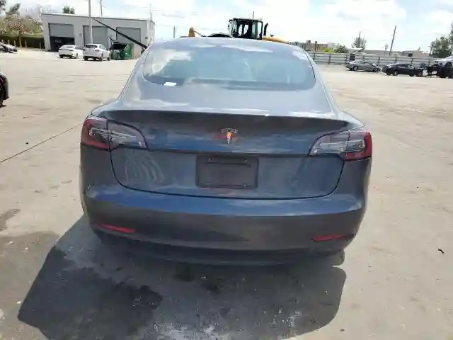 5YJ3E1EA8KF436363 2019 TESLA MODEL 3-5