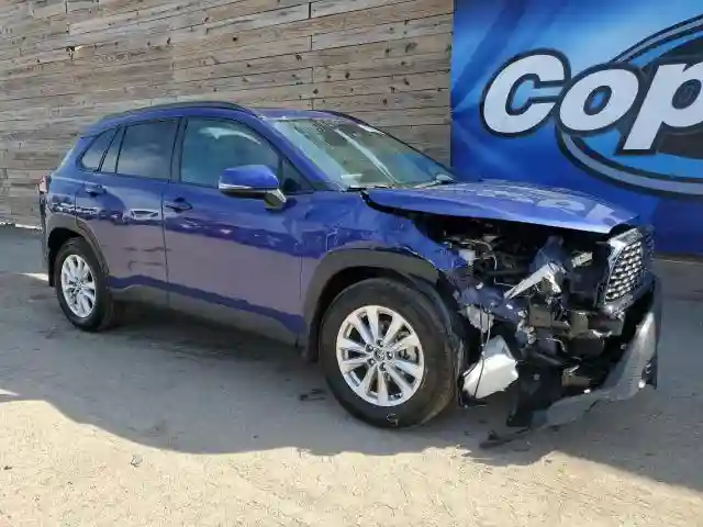 7MUBAABG5RV088288 2024 TOYOTA COROLLA CR-3