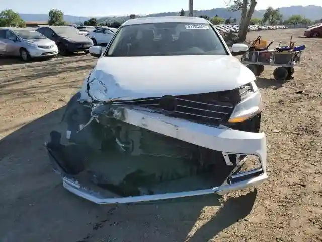 3VWB67AJ0HM312252 2017 VOLKSWAGEN JETTA-4