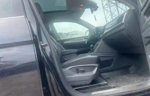 1V2NR2CAXKC605526 2019 VOLKSWAGEN ATLAS-4