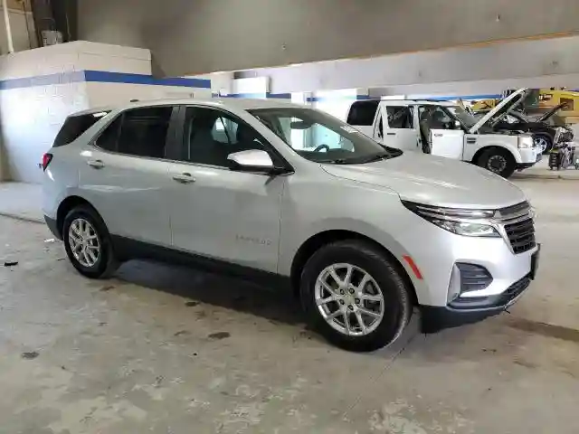 2GNAXTEV6N6135589 2022 CHEVROLET EQUINOX-3