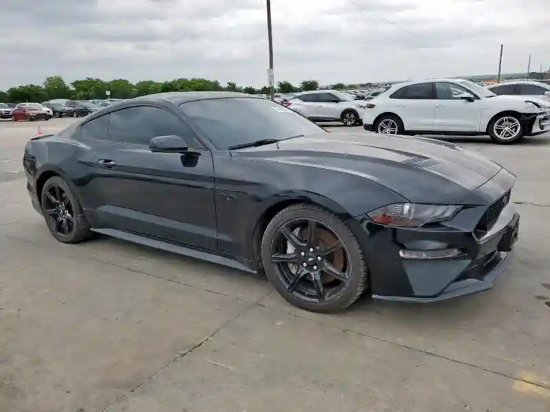 1FA6P8CF0J5104163 2018 FORD MUSTANG-3