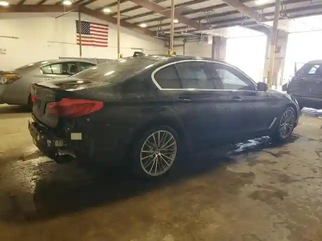 WBAJR7C0XLCE58114 2020 BMW 5 SERIES-2