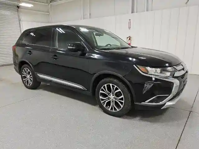 JA4AZ3A34JZ063906 2018 MITSUBISHI OUTLANDER-3