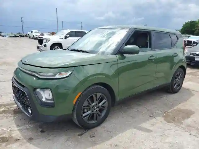 KNDJ33AU8L7044323 2020 KIA SOUL-0