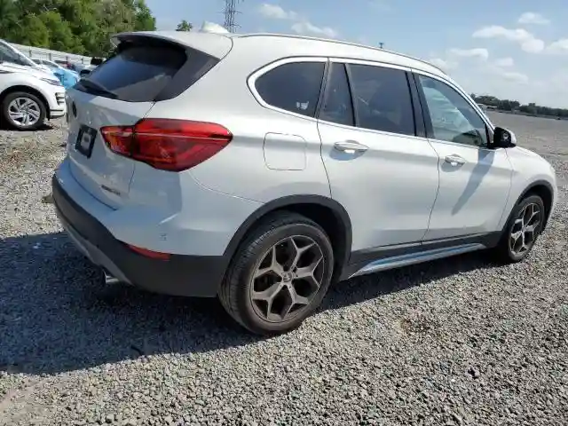 WBXHU7C32J5L07666 2018 BMW X1-2