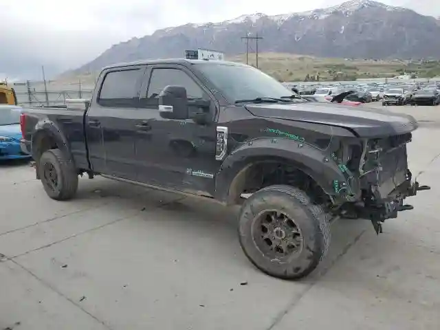 1FT8W3BT4JEB10337 2018 FORD F350-3