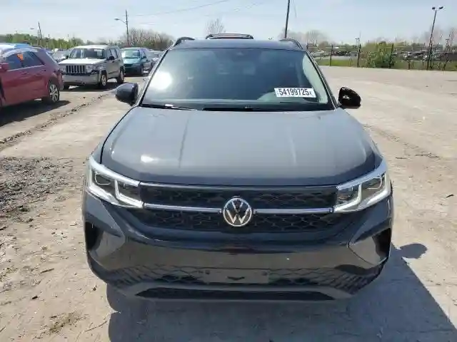 3VVLX7B23RM121570 2024 VOLKSWAGEN TAOS SE-4