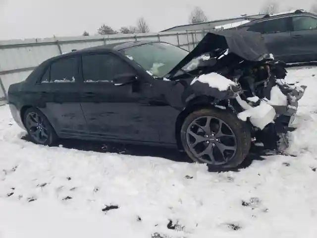2C3CCABGXNH107617 2022 CHRYSLER 300-3
