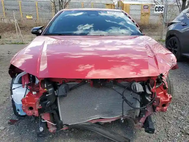 4T1DAACK9SU001561 2025 TOYOTA CAMRY-4