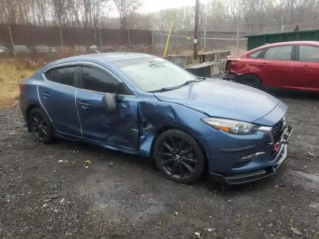 3MZBN1V3XJM265670 2018 MAZDA 3-3