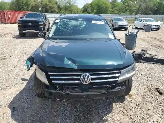 3VV3B7AX3JM213942 2018 VOLKSWAGEN TIGUAN-4