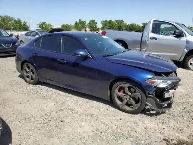 ZARFAEBN1H7551415 2017 ALFA ROMEO GIULIA-3