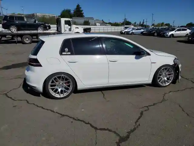 3VW4T7AU7FM003953 2015 VOLKSWAGEN GTI-2