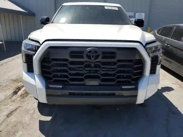 5TFWA5DBXSX250274 2025 TOYOTA TUNDRA-4