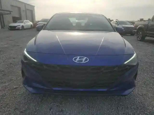 KMHLS4AG6PU498990 2023 HYUNDAI ELANTRA-4