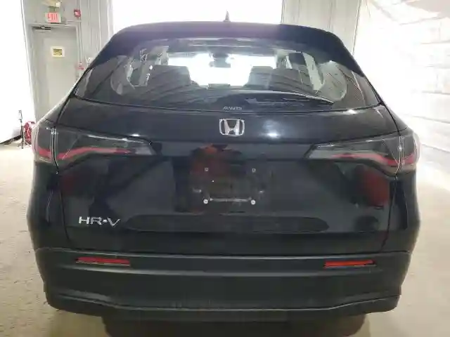 3CZRZ2H32PM718609 2023 HONDA HR-V-5