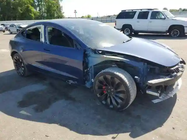 5YJ3E1ECXNF261118 2022 TESLA MODEL 3-3