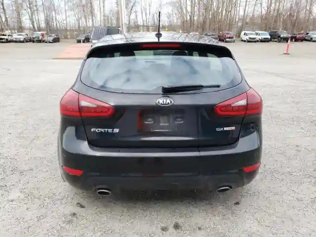 KNAFZ5A36G5589183 2016 KIA FORTE-5