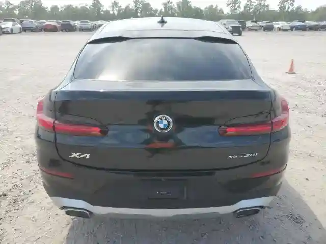 5UX33DT03R9U08801 2024 BMW X4-5
