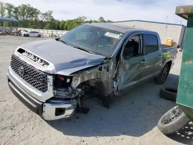 5TFHW5F15JX750632 2018 TOYOTA TUNDRA-0