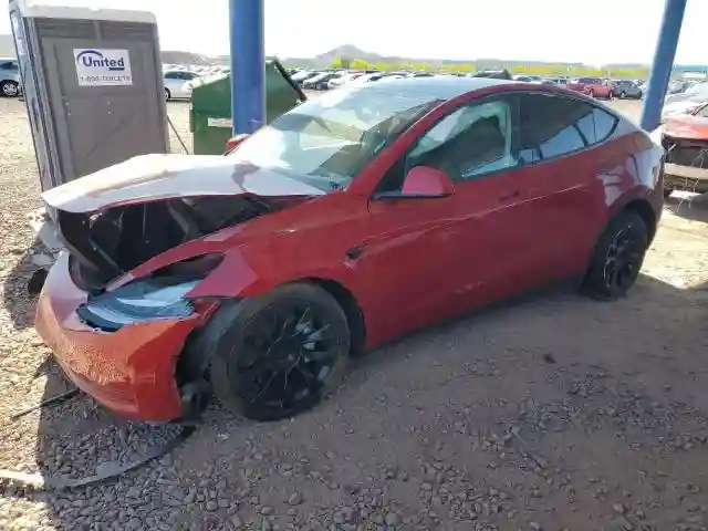 7SAYGDEE3NF436119 2022 TESLA MODEL Y-0