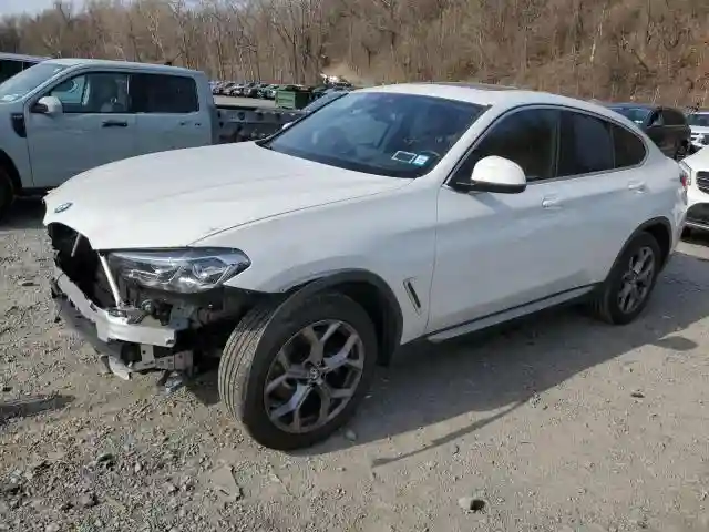 5UX33DT09R9U71062 2024 BMW X4-0
